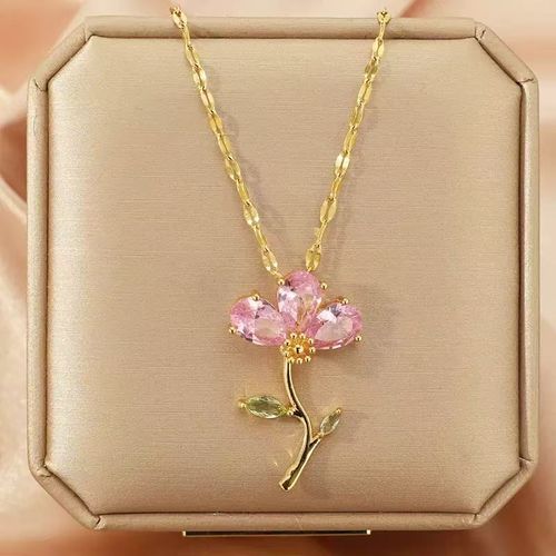 Retro Titanium Steel Zircon Flower Necklace | Chic Sparkle for Elegant Looks