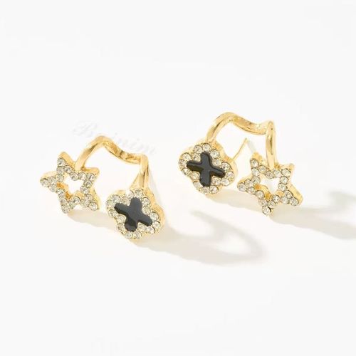 New Four-Leaf Clover Earrings: Timeless Elegance for Every Outfit 🌸