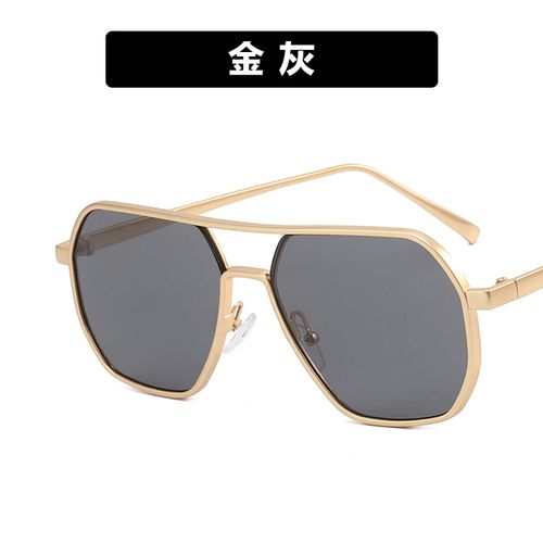 New UV resistant trendy sunglasses