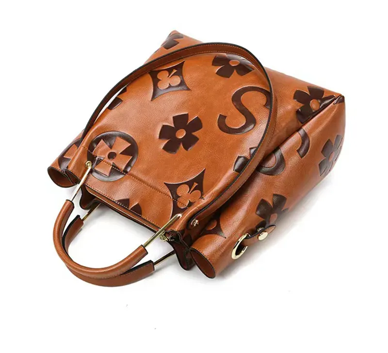 Bucket bag, women's high-end sense, large capacity, fashionable embossed shoulder bag, handbag, on handbags