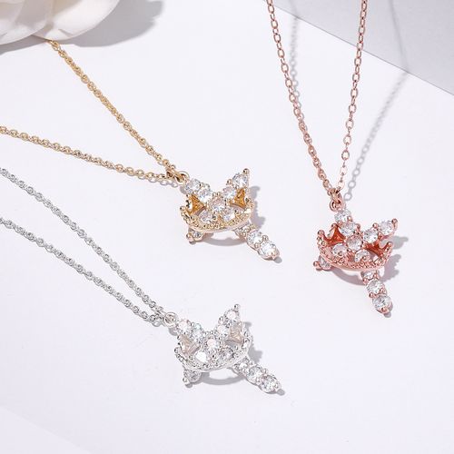 ✨Beautiful Crown and Cross Necklace