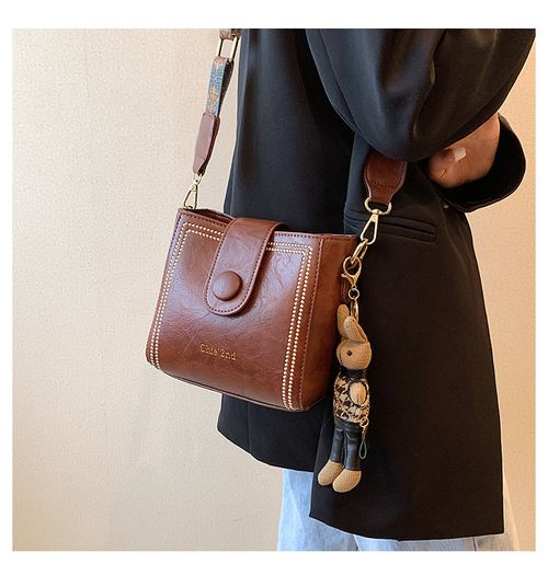 New trendy shoulder bag, crossbody bag, fashionable and versatile bucket bag