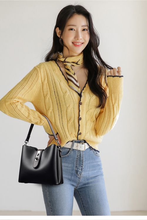 2025 New Style Versatile Handheld Bucket Bag Retro Shoulder Bag