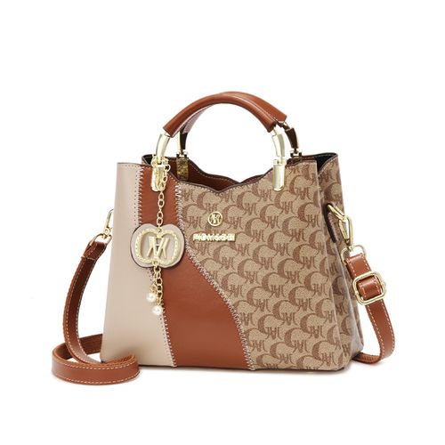 Versatile   Elegant: Retro - Luxury Handbag