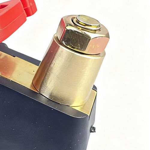 The car fuel tank switch control button is used to close and disconnect the - fuel tank connection and the distribution system - through the system control unit - applicable to cars, boats, motorcycles, trucks, cranes, etc.