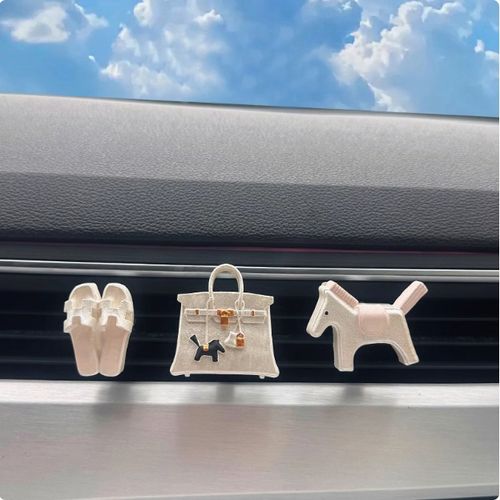 Hot selling product luxury bag car vent clip air conditioner air freshener slippers model car aroma diffuser for girls