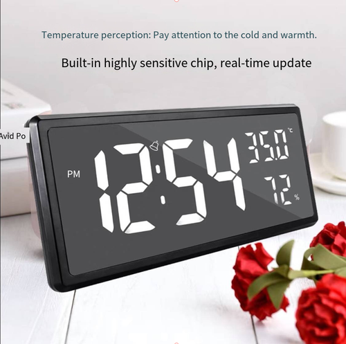 Wall-Mounted Digital Wall Clock Power Off Memory Long Lasting Table Clock for Living Room Bedroom Study Room