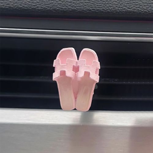 Hot selling product luxury bag car vent clip air conditioner air freshener slippers model car aroma diffuser for girls