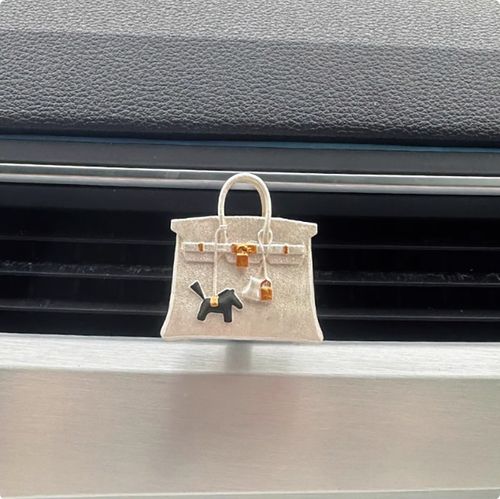 Hot selling product luxury bag car vent clip air conditioner air freshener slippers model car aroma diffuser for girls