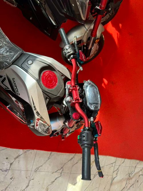 የሀገር ውስጥ የመጀመሪያ መስመር አምራች የምርት ስም SANPOLO ውድድር ሞተርሳይክል