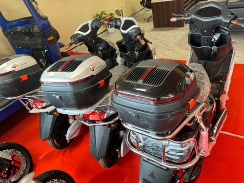 የሀገር ውስጥ የመጀመሪያ መስመር አምራች የምርት ስም SANPOLO ሞተርሳይክል