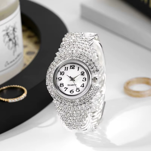 High-end quartz women's watch fully inlaid with diamonds new popular exquisite fashion gorgeous luxury crystal shining women