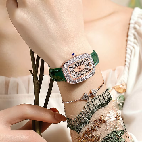 New design luxury fashion creative diamond ladies watch waterproof diamond encrusted elegant quartz shiny women's watch high quality