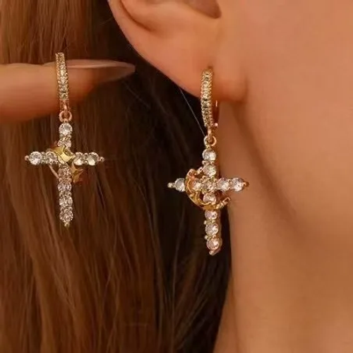 Light luxury crown cross necklace