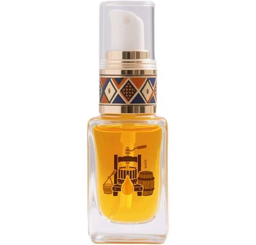 Ancient method handcrafted extraction of natural moisturizing essential oil