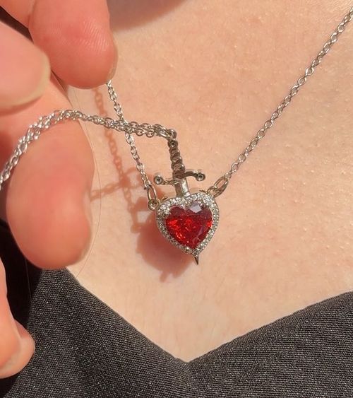 Heart-piercing heart dagger sword pendant double-layer heart necklace anime alloy jewelry