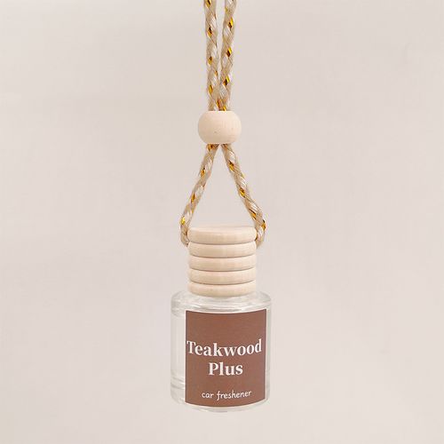 Car aromatherapy glass bottle aromatherapy rearview mirror perfume pendant, let your car have a unique smell