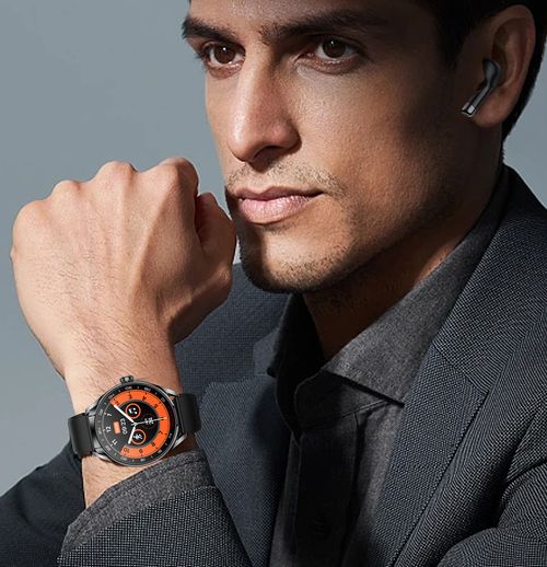 SMARTWATCH + EARBUDS IN ONE