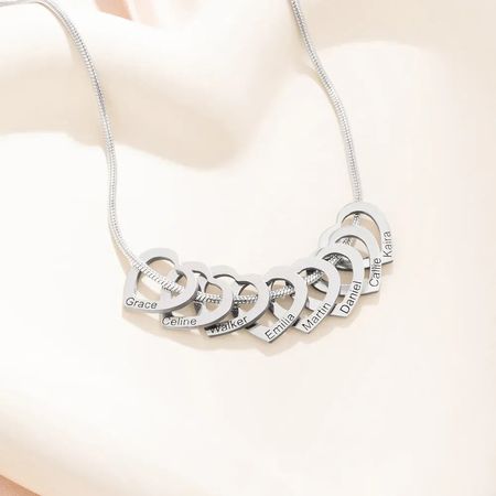 Custom Heart Outline Pendant Family Necklace with 1-12 Engraved Names Dainty Women's Jewelry Birthday Mother's Day Gift for Mom Grandma