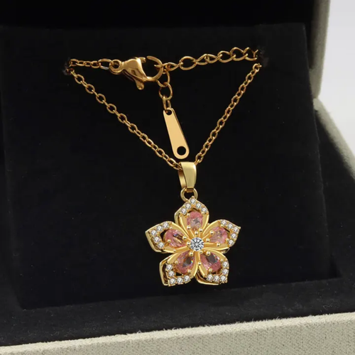 「Spinning Petal Necklace – 4 Vibrant Hues, Gentle Sparkle for Every Moment💎」