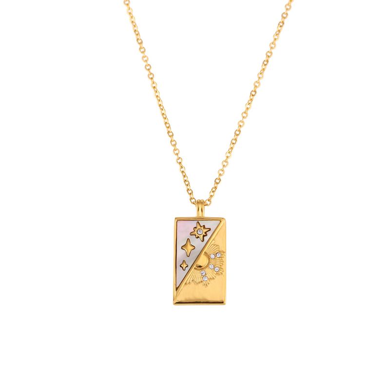 pendant Wheel + diagonal white shell