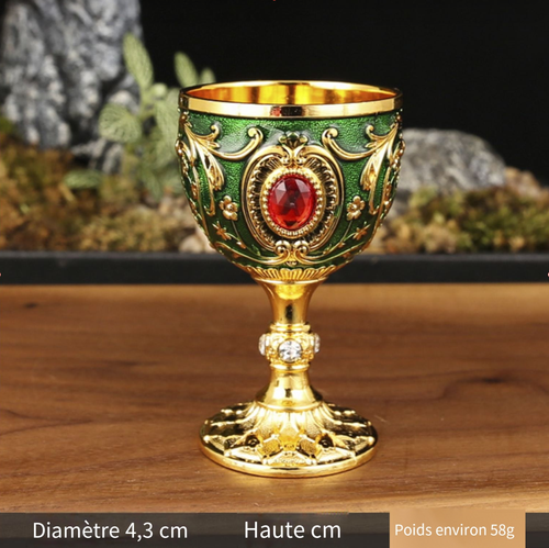 Verre à vin gravé vintage exquis de 30 ml