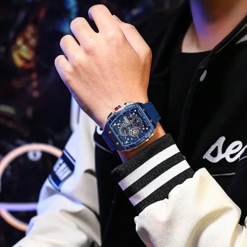 Montre à quartz multifonctionnelle pour homme, style futuriste cyberpunk