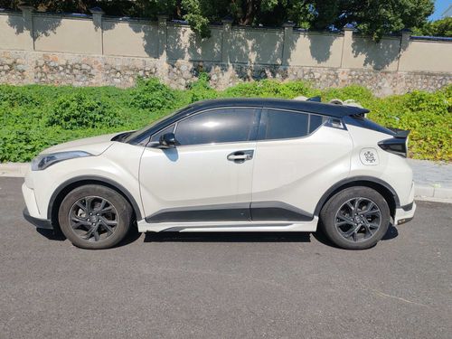 Toyota C-HR 2018 2.0L Leading Trim with Sunroof