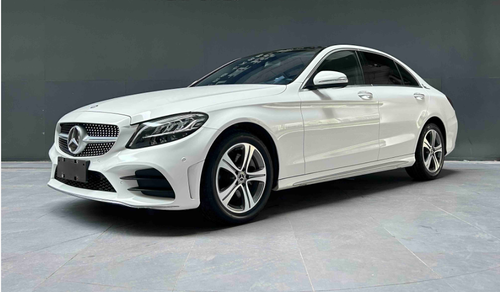 8-Mercedes-Benz C-Class (2020 Model) C260L Sport Edition