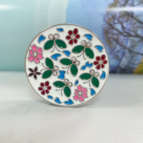 Metal Purse Hook with Creative Patterns - Magnetic Bag Hanger for Tables