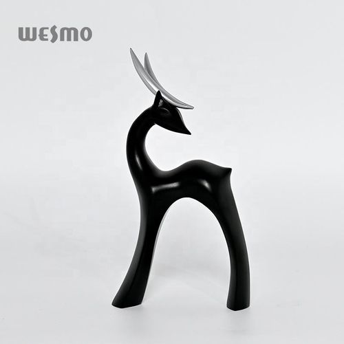 Deer-shaped ornaments