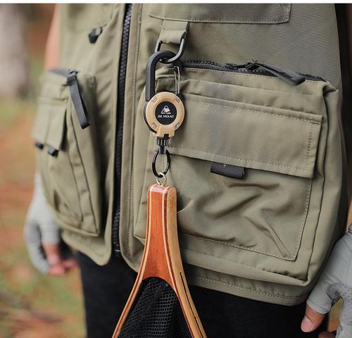 Outdoor Retractable Keychain with High-Elasticity Steel Wire Anti-Loss Cord