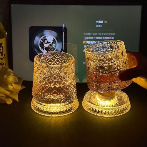 Light Luxury Style Creative Rotating Whiskey Glass — Premium Luminous, Self-Righting Beer Tumbler & Stress-Relieving Spinner Cup
