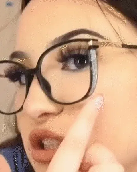 PORTABLE FASHION ANTI-BLUE LIGHT GLASSES