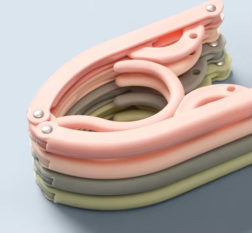 Multifunctional plastic foldable clothes hanger
