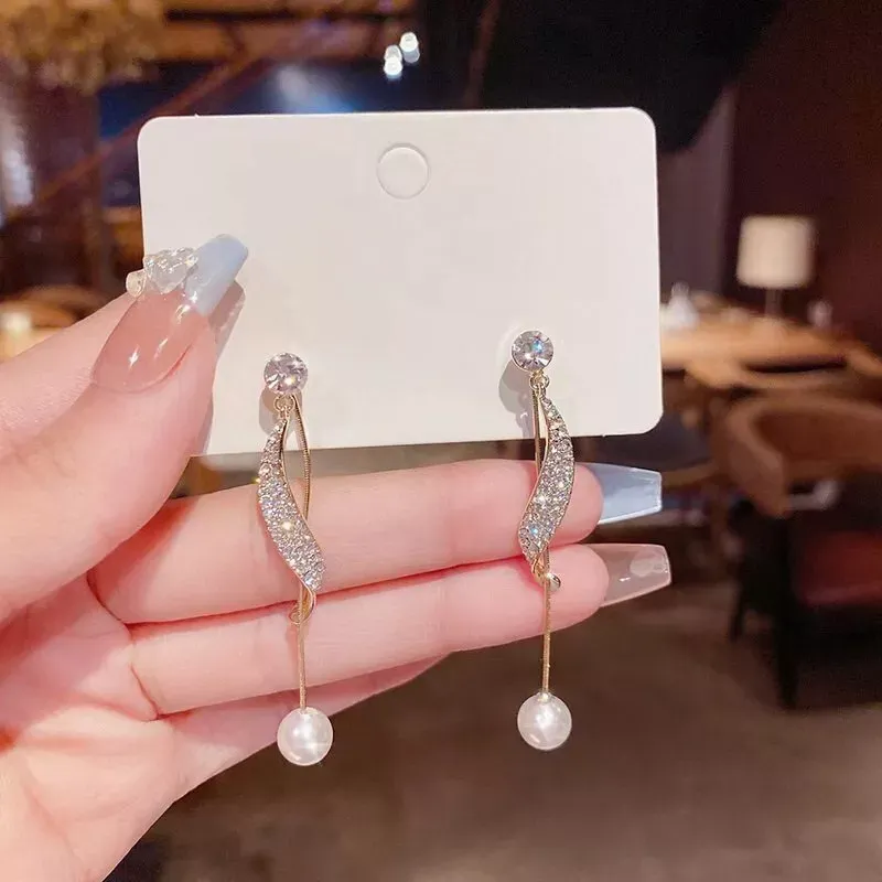 Tassel Pearl Earrings