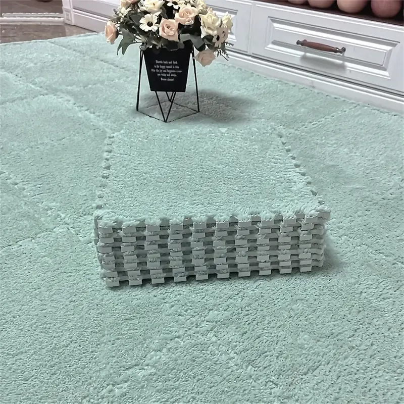 12pcs Set of Thick Bedroom Living Room Full Coverage Interlocking Carpet Tiles