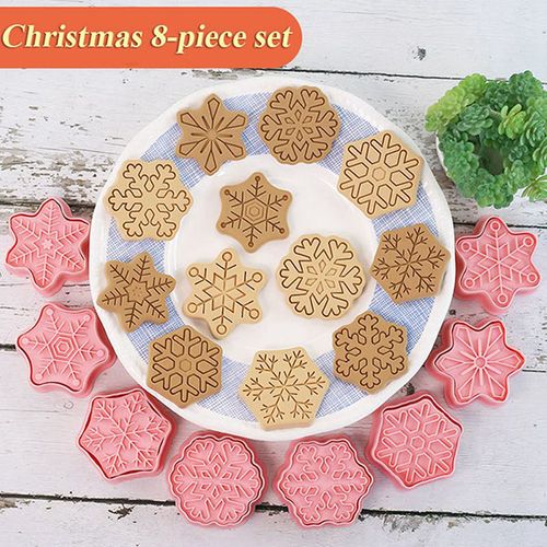 8 PIECE SET – CHRISTMAS COOKIE MOULDS