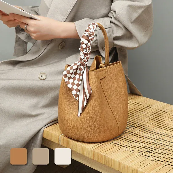 Ladies fashion leather shoulder bag