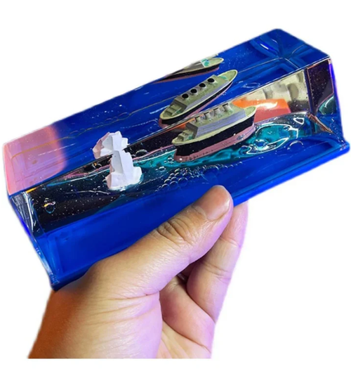 Unsinkable Titanic Fidget cum Showpiece
