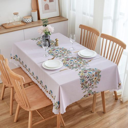 Oil and water resistant tablecloth