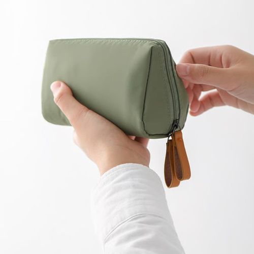 Super-capable cosmetic bagTravel makeup pouch (unisex) 🔥