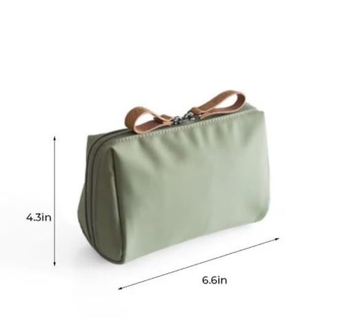 Super-capable cosmetic bagTravel makeup pouch (unisex) 🔥
