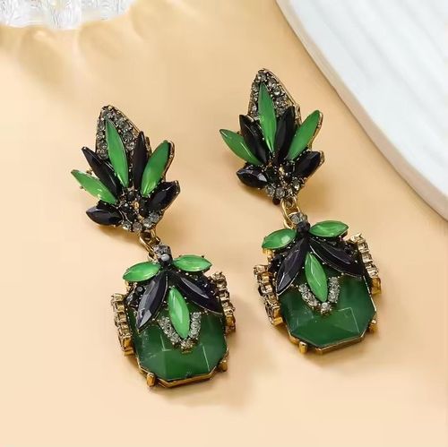 jewelry earrings