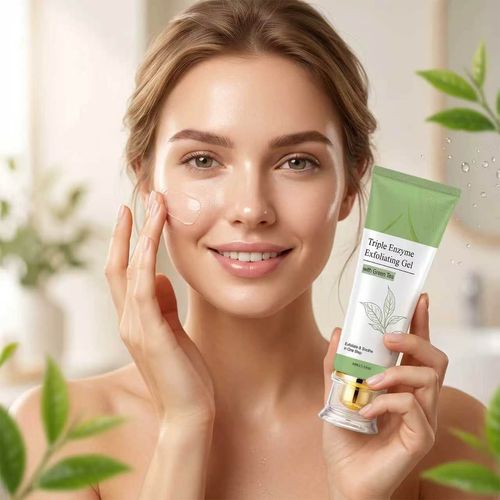 Green Tea Exfoliating Gel – Gentle Face & Body Scrub, Dead Skin Remover, Pore Purifying, Blackhead Control, Brightening & Hydrating, All-Skin-Type Daily Cleanser 100ml
