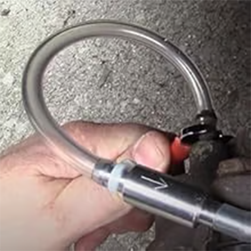 💥 Brake Hose – Handy drain aid with check valve for car