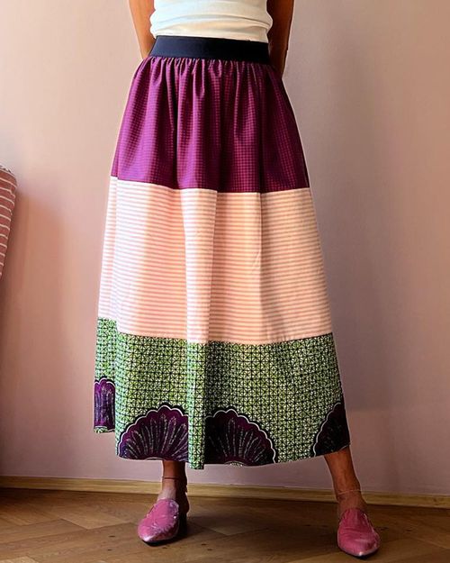 Resort-style contrast skirt d978