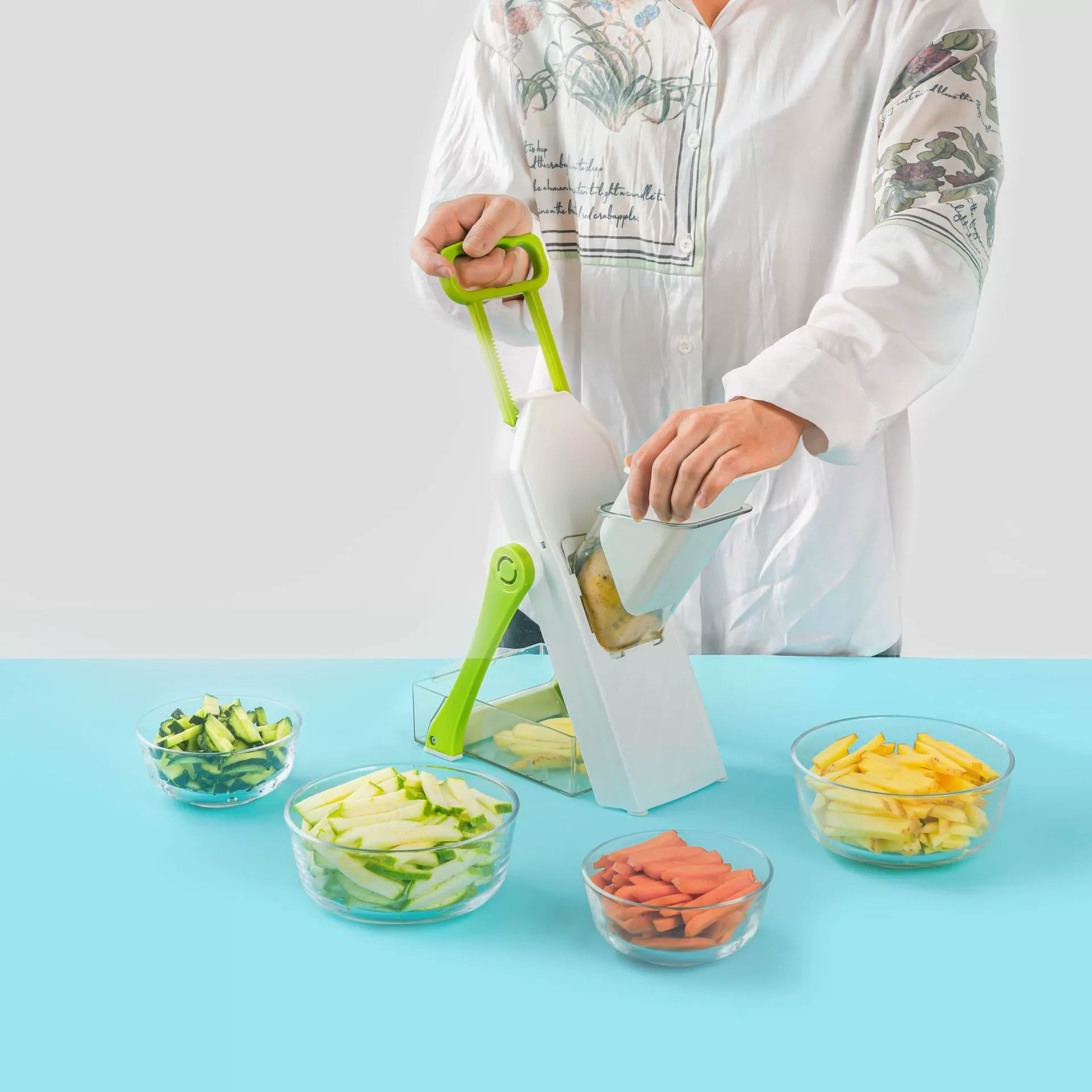 Multifunctional Kitchen Vegetable Chopper
