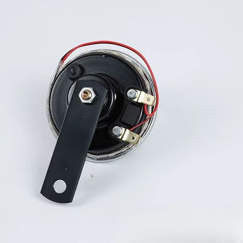 Buzina de carro com luzes coloridas