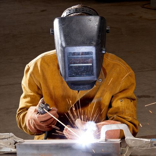 Máquina de Soldadura Manual Pequena - Portátil e Eficiente